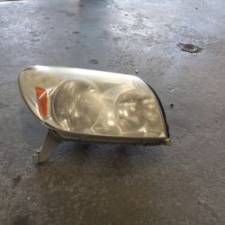 Toyota 4runer Sport 2004 Head Lamp