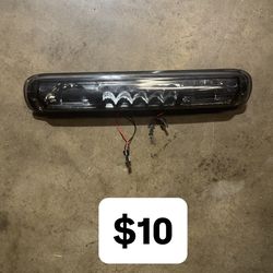 92-06 silverado 3rd brake light smoked LED
