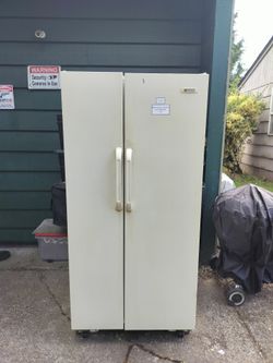 Free fridge