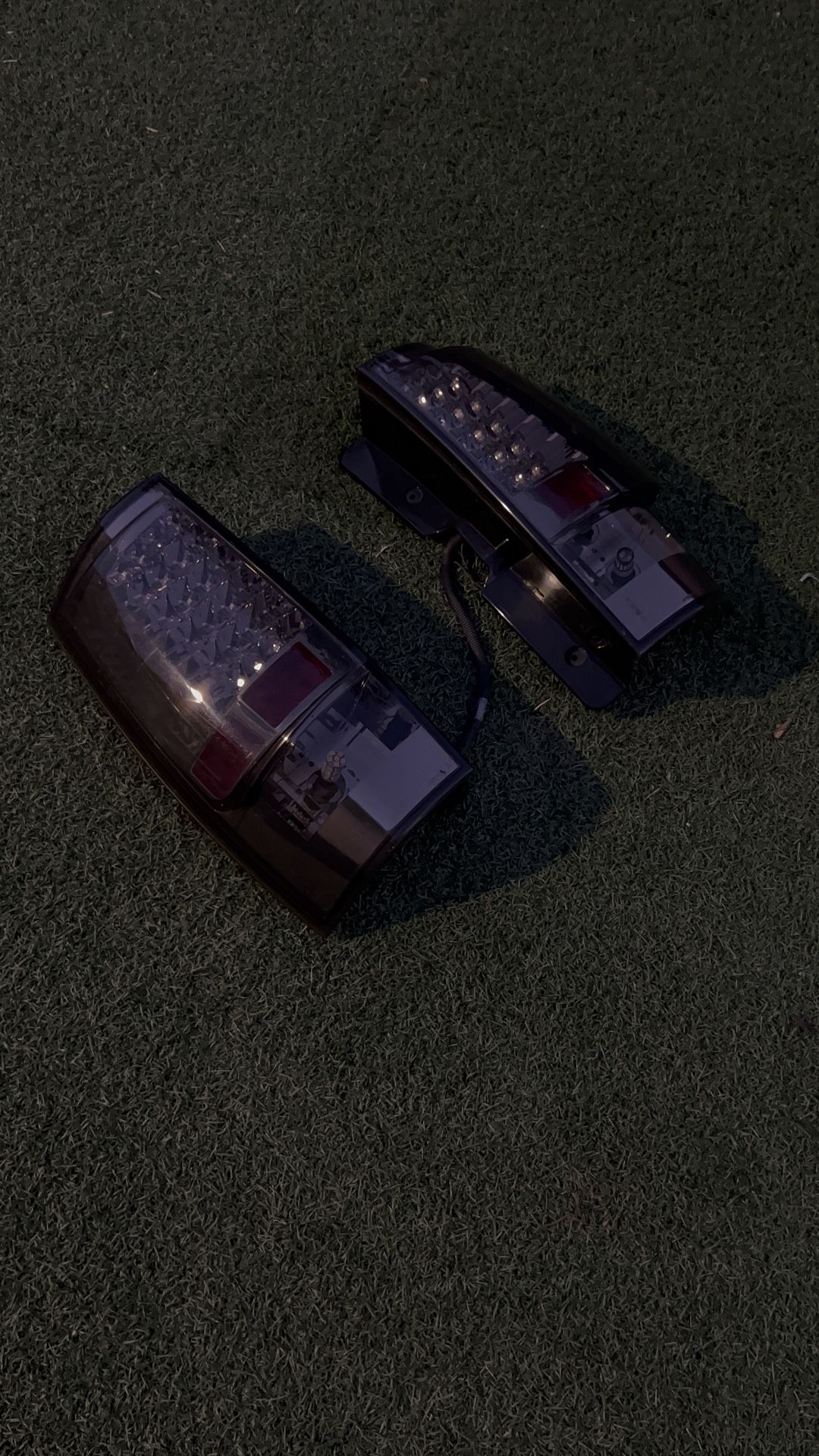 2007-2013 Chevy Tahoe Taillights Comes With LEDS
