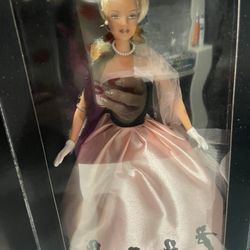 Mattel 2000 Timeless Silhouette Barbie