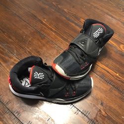 Nike Kyrie 6’s