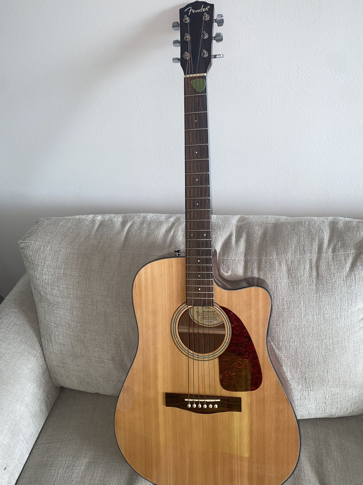 Fender CD-140SCE/NAT acoustic-electric guitar