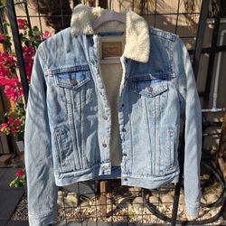 Levis Women Sherpa Jacket XS