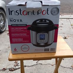 INSTA POT BRAND NEW $30 OBO
