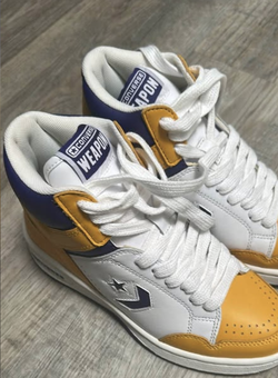 Converse | Kids Size 3.5 | "Weapon" Style High Top Shoe