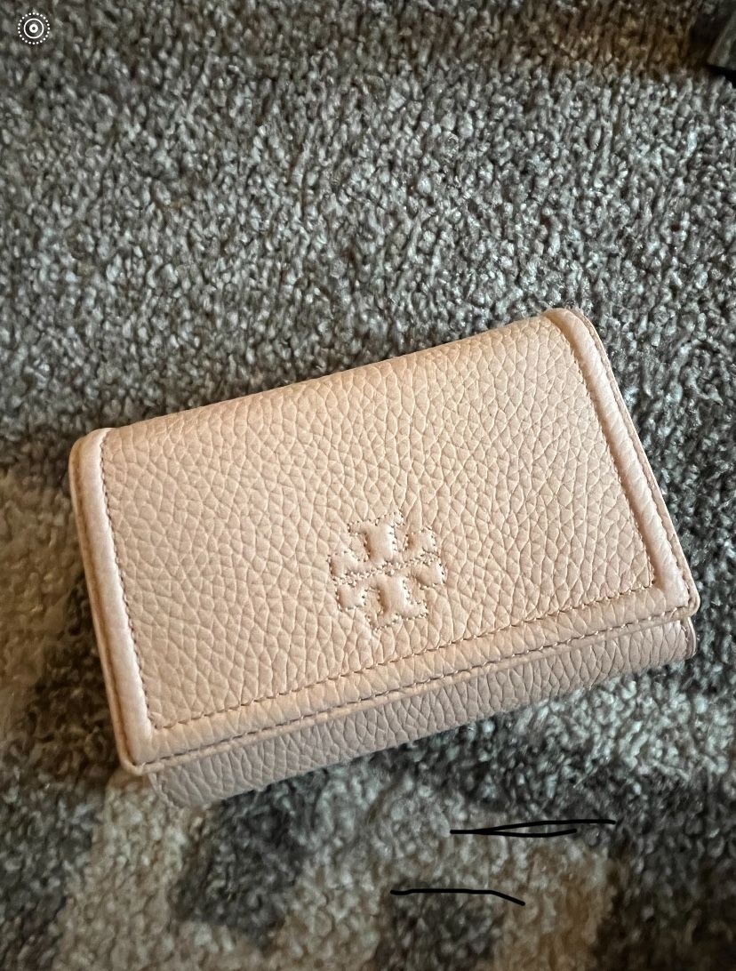 Tory Burch Thea leather tri fold wallet