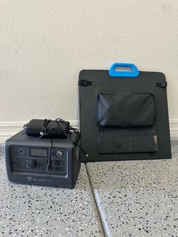 EB70S Portable Power Station with PV200 Solar Panels