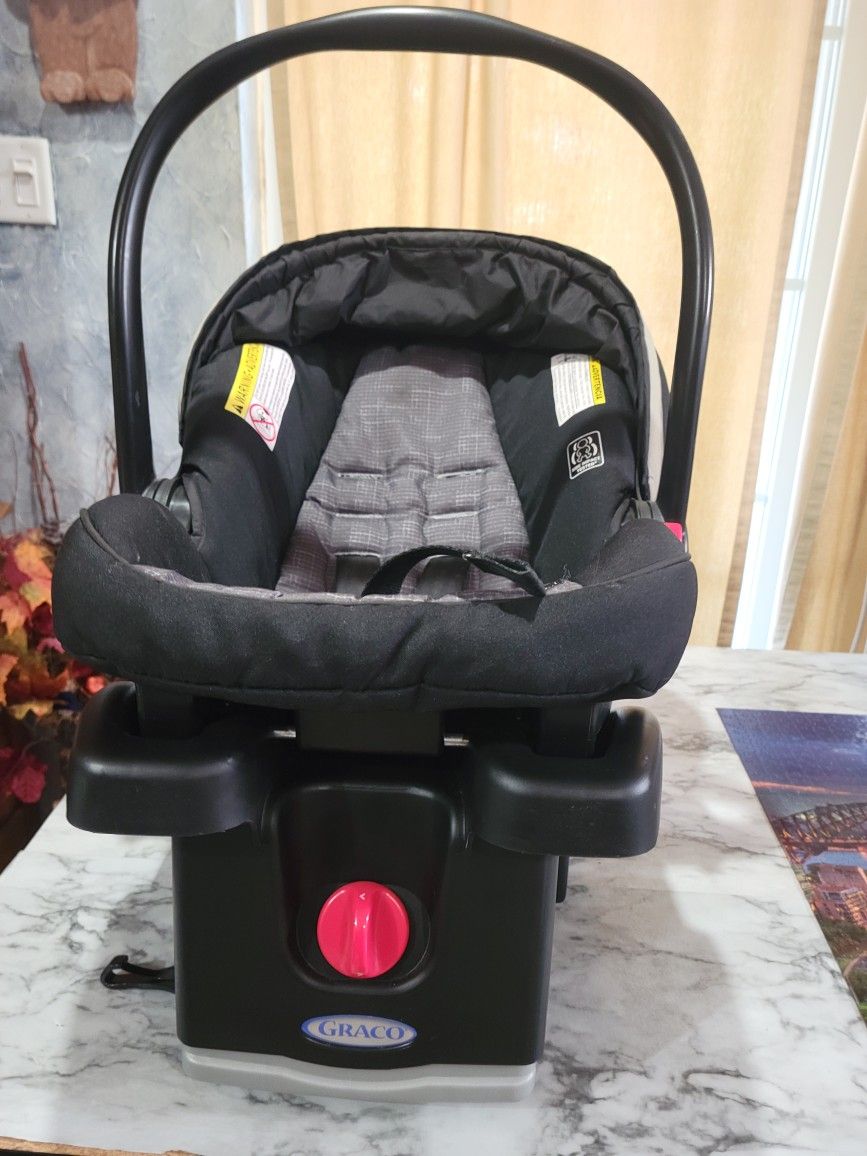 Graco Infant Click Connect Car Seat