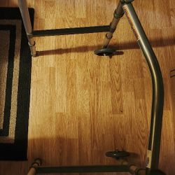 Walker With Wheels 