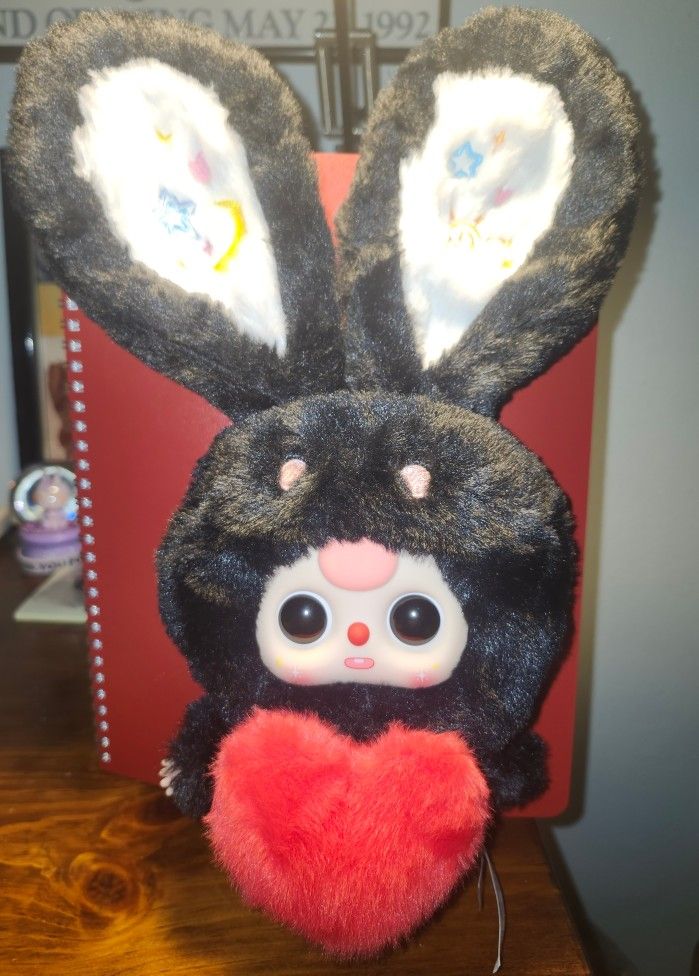 BABY THREE LILYRABBIT TOWN V3 MOMO WITH RED HEART CONFIRMED OPENED BOX. NO BOX DAMAGED IN SHIPPING 