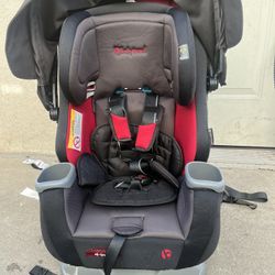 BABY TREND  4&1 CONVERTIBLE 