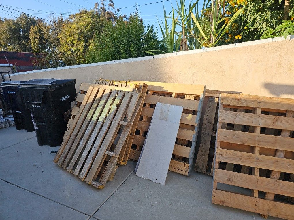 Free Pallets