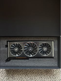 XFX Speedster QICK 308 AMD Radeon RX 6750 XT 12 GB