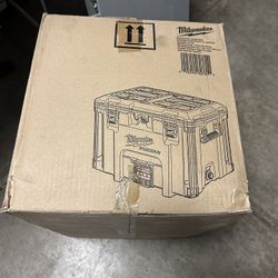Milwaukee Packout Ice Chest