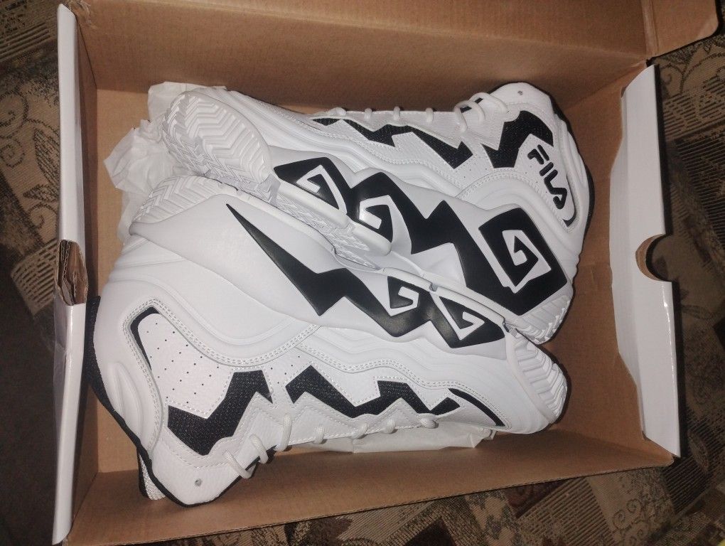 Fila Basketball Shoes  New Size 10.5
