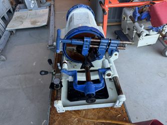 Pipe Threading Machine Works Great