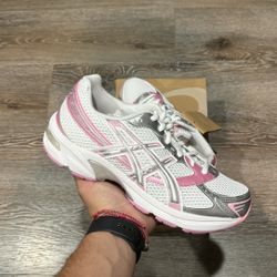 Asics 1130 Silver Pink (W)- 7.5W/6Y & 8W/6.5Y