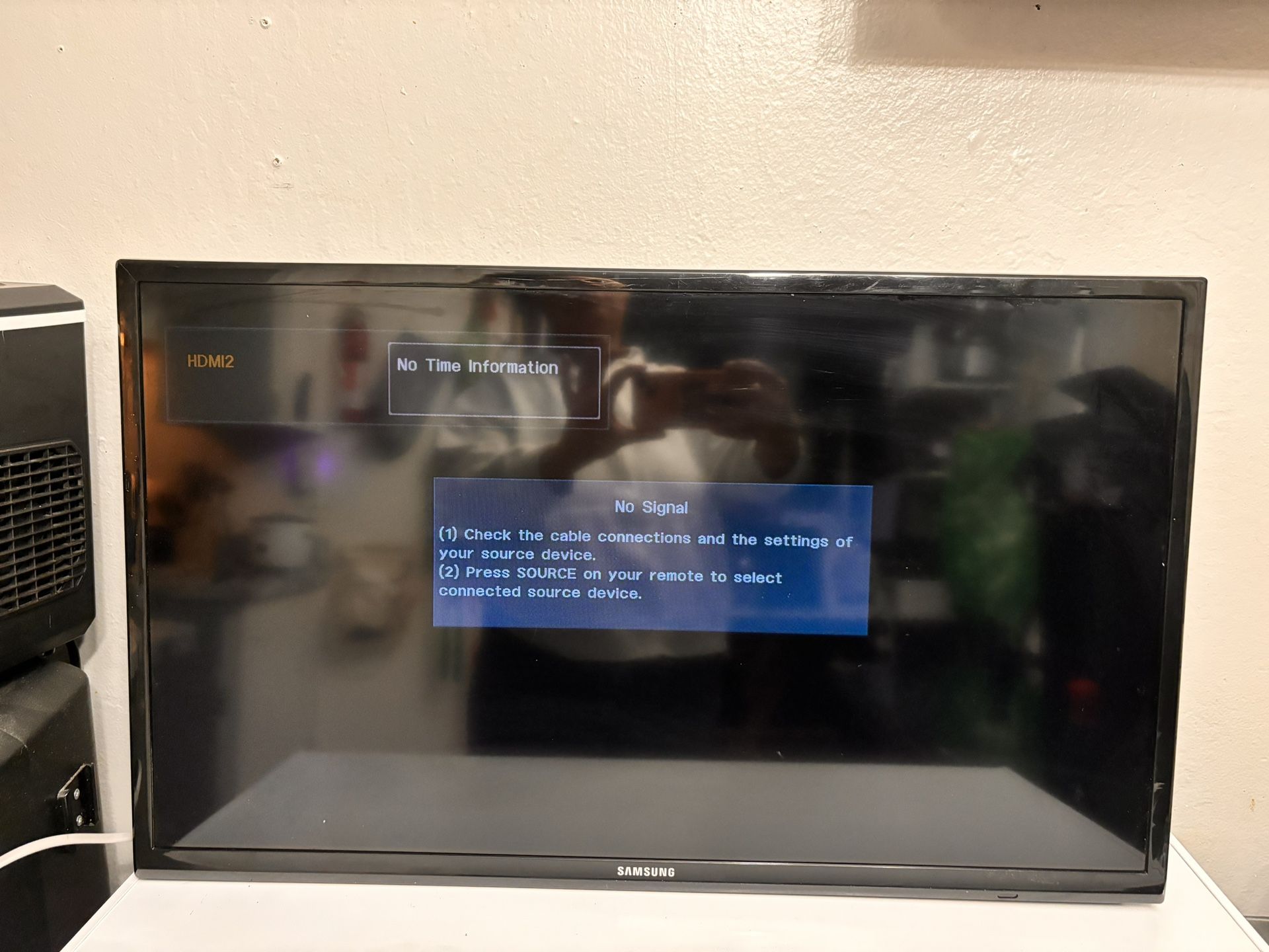 Samsung 32in TV
