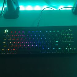 Logitech Pro X TKL Rapid Gaming Wired Keyboard- Like New