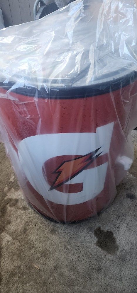 Gatorade Ice Cooler