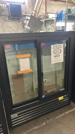 Refrigerator Merchandiser