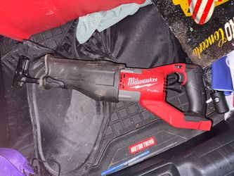 Milwaukee M18 Super Sawzall