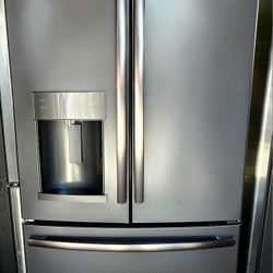 GE BLACK SLATE FINISH FRENCH DOOR REFRIGEATOR 