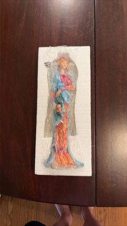 Lenox “Angel of Light” 1998 Retired Holds Her Lantern 12”