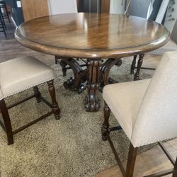 Large Dinning Table