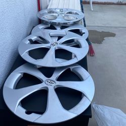 Toyota Prius Hubcaps