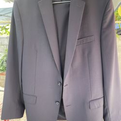 Men’s Suits Size 42L