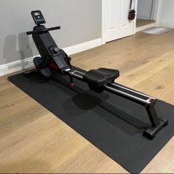 New Magnetic Rowing Machine - in box