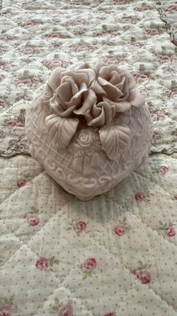 pink porcelain heart rose trinket box