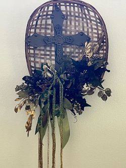 Tobacco Basket Cross Wall Wreath Decor