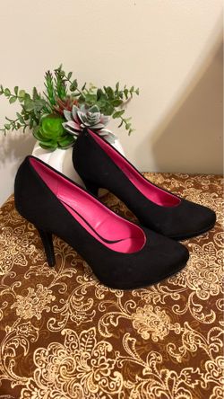 Heels size 7