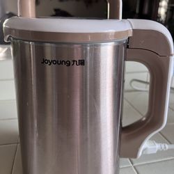 Olla Portátil De Acero Inoxidable Para Calentar Comida O Para Cocinar Comida Puede Llevar De Viaje Sin Ningún Problema O Ya Portátil