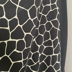 Black and White Fabric Scarf