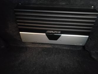 Alpine v12 amp and jl audio sub 12 300 for both
