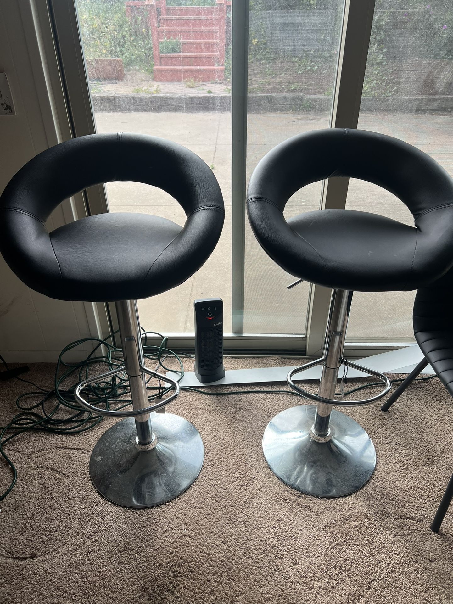 Chairs And Bedroom Decor