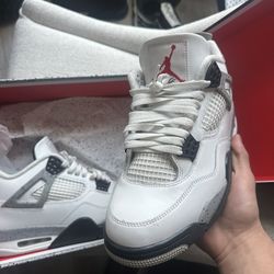 Jorden 4 White Cements 