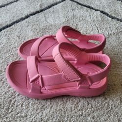 Teva Girls Sandal Size 2