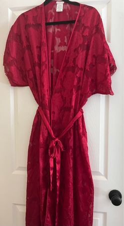 Red Floral Lace Satin Robe
