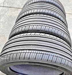 235/45/18 Michelin Selling a set of 4 tires in excellent condition 🫡