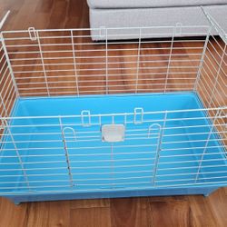 Animal Habitat Cage - For guinea pig or hedgehog-sized animals