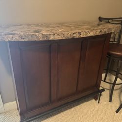 Marble Top Bar With 2 Stools 