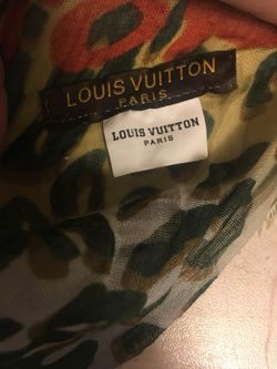 Louis vuitton scarf