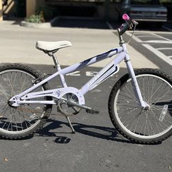 20" Novaro Pixie Kids Bike
