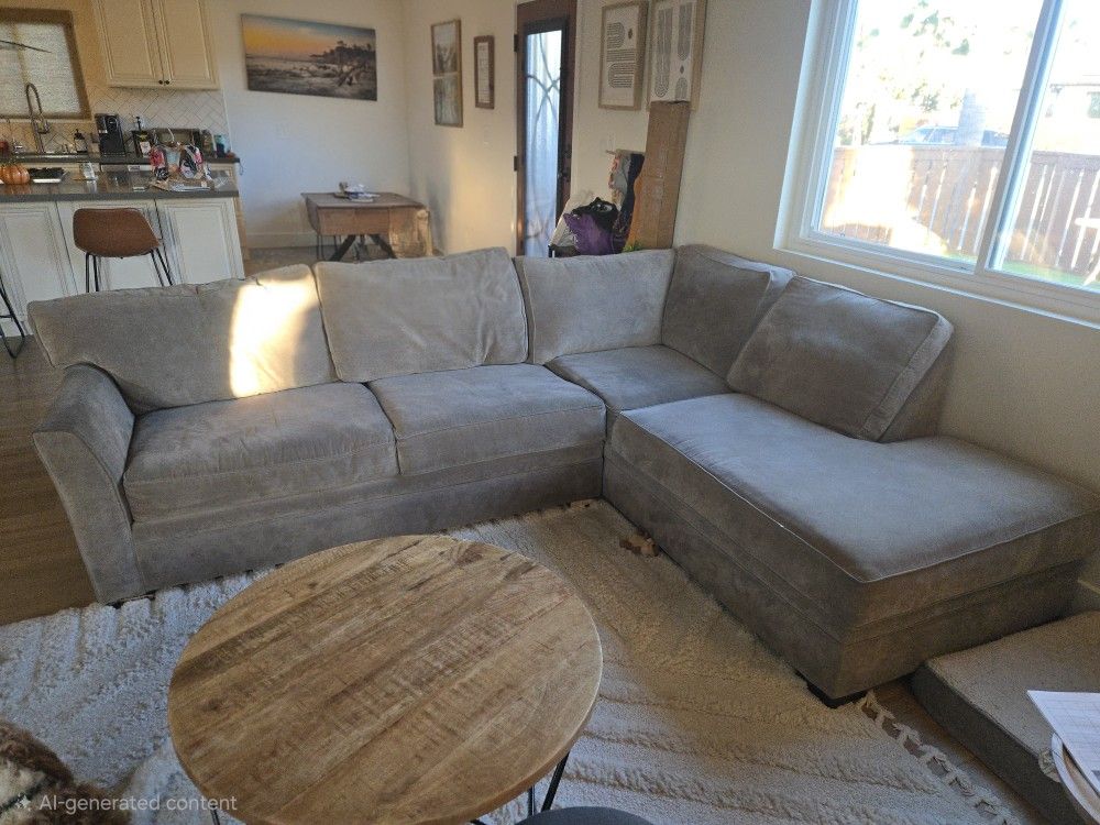 Sectional Couch With Pull-out Sleeper