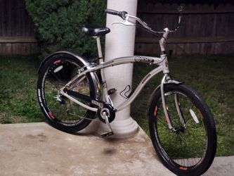 29"×18 nice & clean cruiser bike with gears